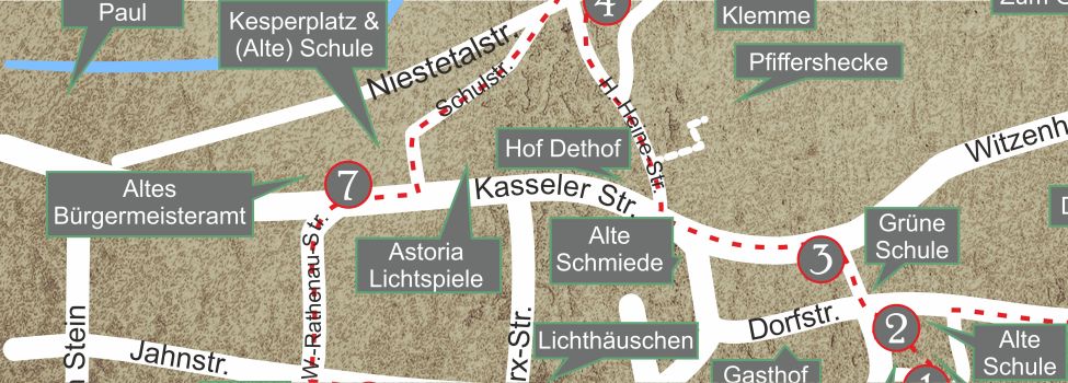 Von der Niestetalstraße aus geht es die Kirchstraße entlang zum Ärztehaus und dem alten Bürgermeisteramt.