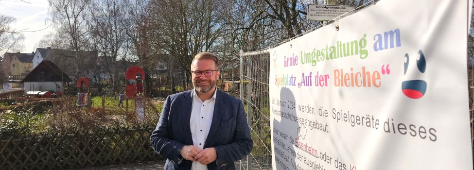 Bürgermeister Brückmann freut sich über die Förderung zur Umgestaltung an diesem Standort.