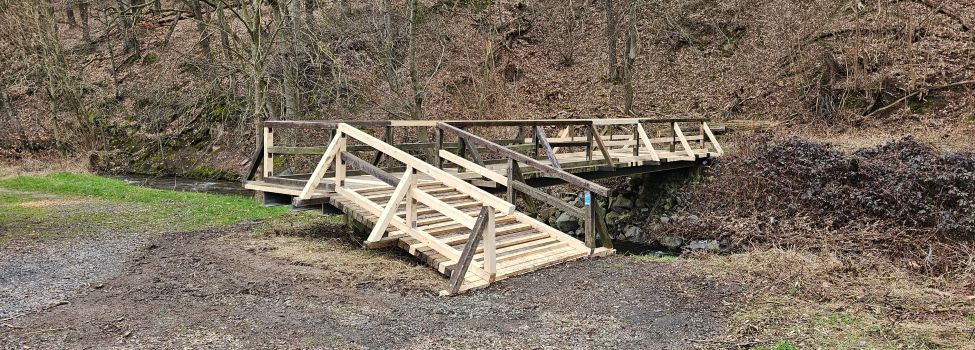 Die Nieste-Brücke am Ortsausgang in Richtung Uschlag wurde durch unseren Bauhof instandgesetzt und ist wieder frei passierbar
