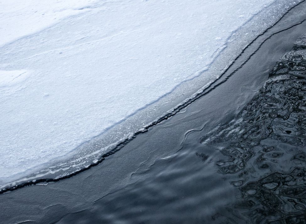 Das Betreten von Eisflächen ist lebensgefährlich.