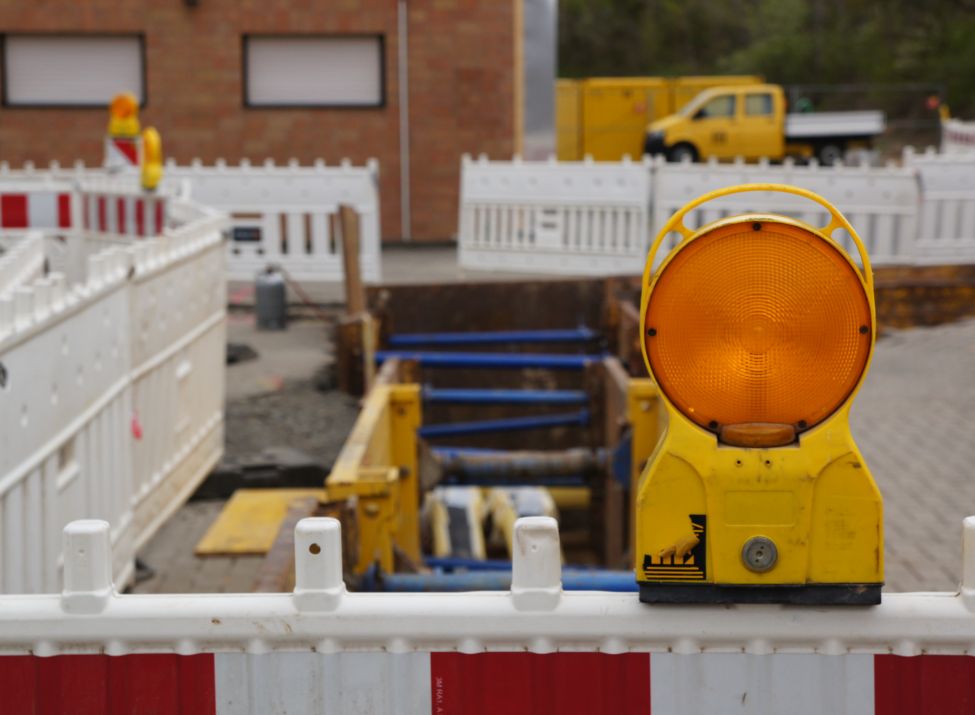 Beispielbild einer abgesperrten Baustelle.
